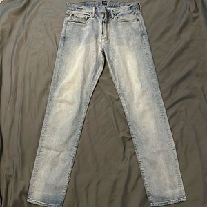 Gap 1969 slim cut jeans (EUC)